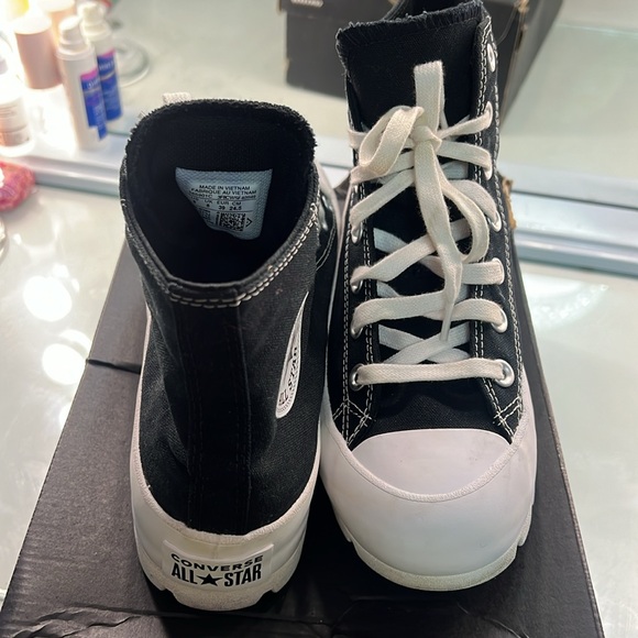 Converse Platform - Picture 2 of 4